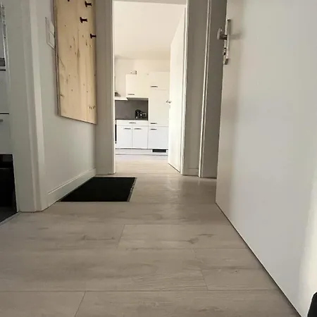 Patama Nord, Naehe Bmw, Porsche, Dhl, Schenker, Siemens, Takraf, Stankt Georg Klinikum Guest house *